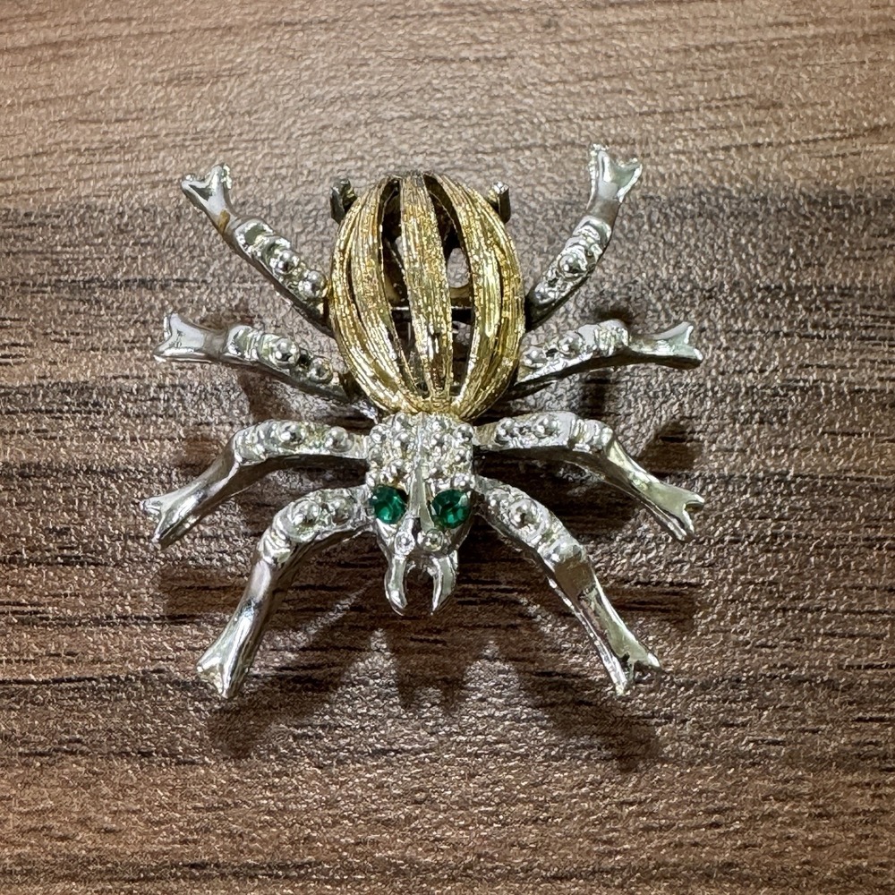 Vintage‎ Gold & Silver Tone Rhinestone Spider Brooch Green Eyes Halloween 1.5"